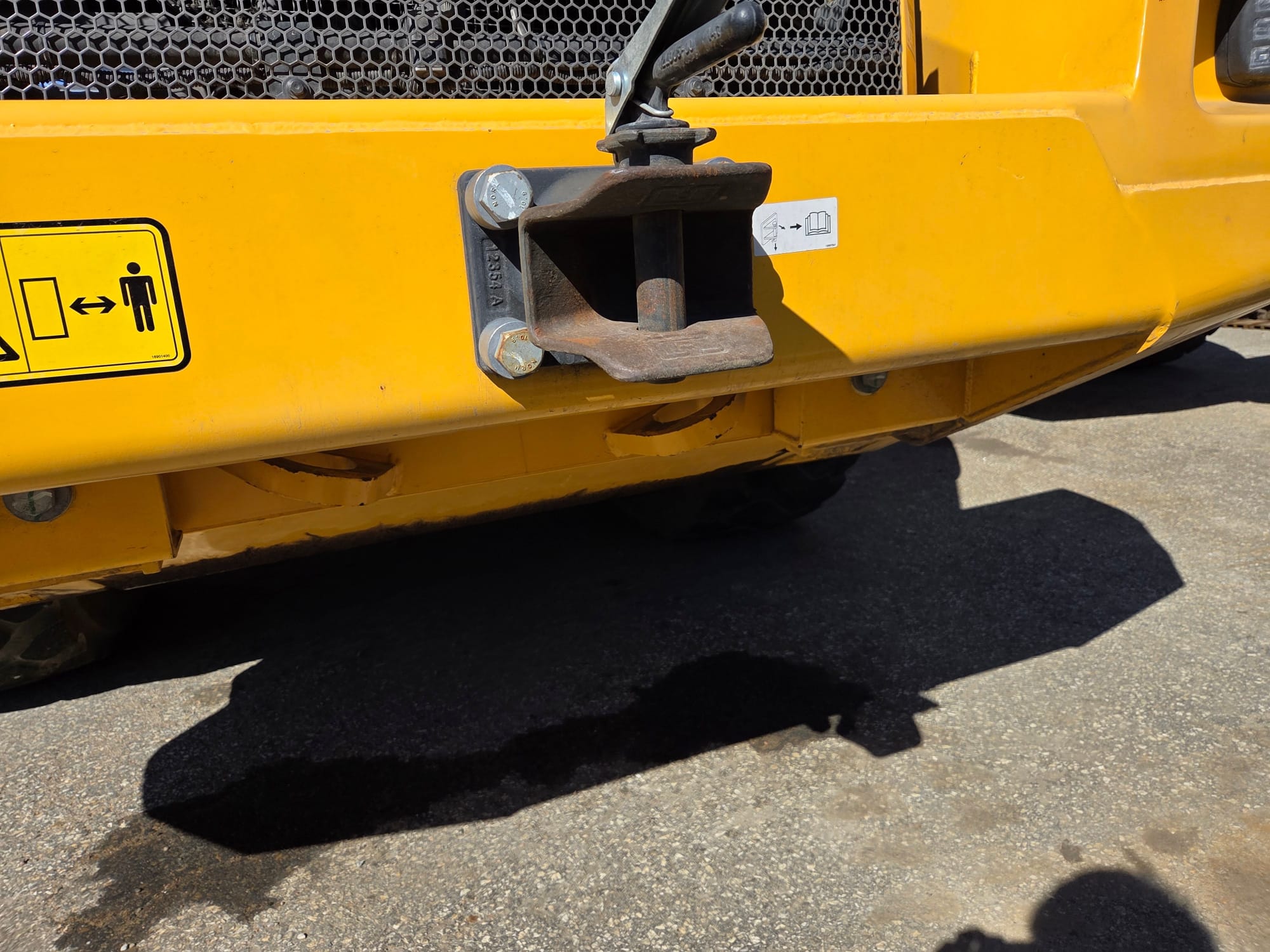 Couplings with 160x100 flange suitable for Volvo construction equipment